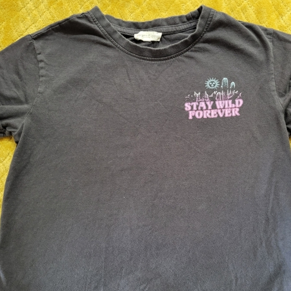 Love Peace & Lip Gloss Tee‎
